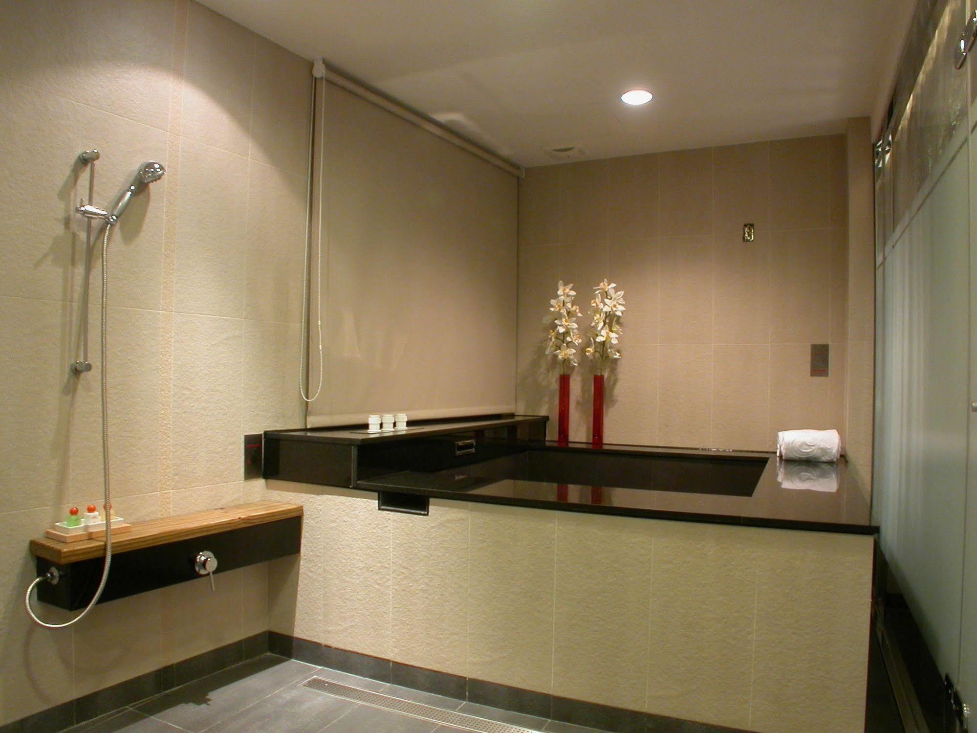 Aqua Bella Hotel Taipei Extérieur photo